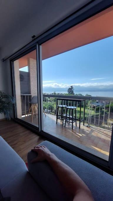 Appart Cosy Avec Vue Sur Le Lac Leman Evian-les-Bains Luaran gambar