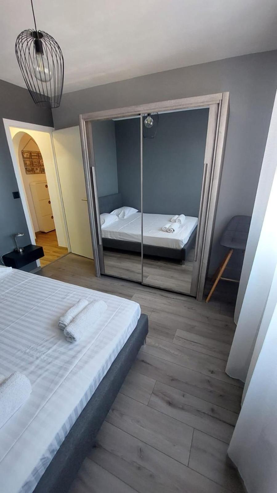 Appart Cosy Avec Vue Sur Le Lac Leman Evian-les-Bains Luaran gambar